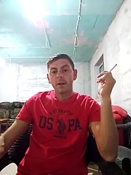 Snapshot of Alex-andru88 chatting on 09-15-25, 06:41 Alex-andru88 online show from 09-15-25, 06:41