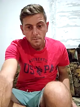 Snapshot of Alex-andru88 chatting on 09-16-25, 05:58 Alex-andru88 online show from 09-16-25, 05:58