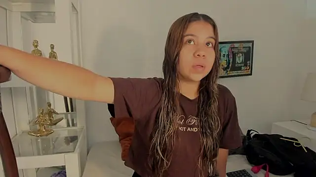 Snapshot of MafeStar777 chatting on 01-07-26, 05:15 MafeStar777 online show from 01-07-26, 05:15