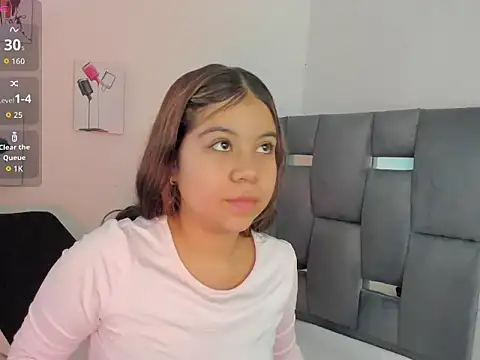 Snapshot of MafeStar777 chatting on 03-13-26, 04:13 MafeStar777 online show from 03-13-26, 04:13