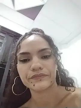 Snapshot of Karen_Ariass chatting on 06-02-26, 02:13 Karen Ariass online show from 06-02-26, 02:13