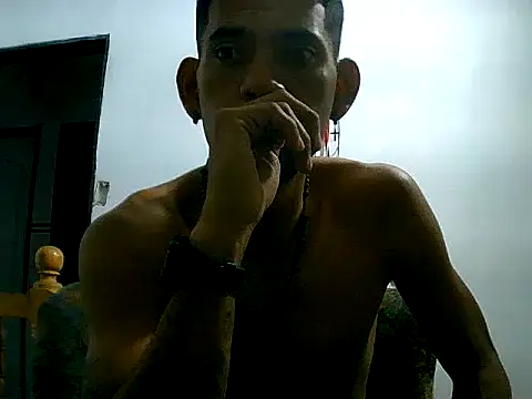 Negritohot2828 online show from 04-08-26, 02:44