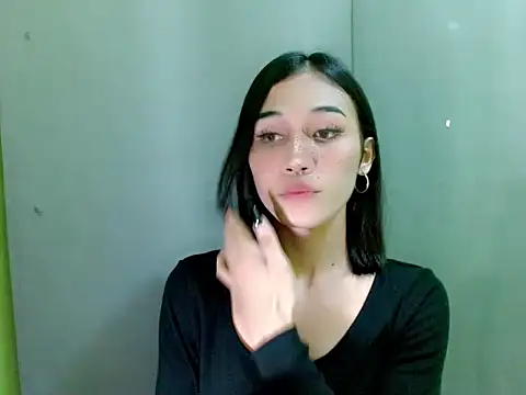 Urfucking khloe1 online show from 12-15-25, 01:59