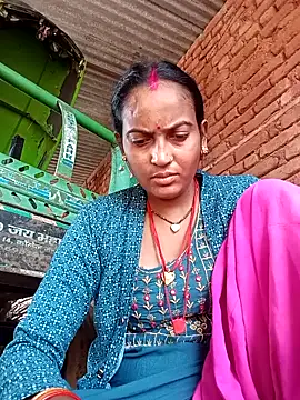 Snapshot of Hot_chinkiji chatting on 09-12-25, 06:35 Hot chinkiji online show from 09-12-25, 06:35