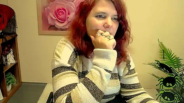 TwoBigSuns online show from 10-22-25, 07:52