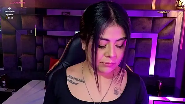 Aniajoness  online show from 11-05-25, 02:55