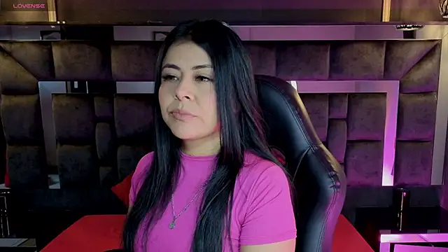 Aniajoness  online show from 11-17-25, 03:45