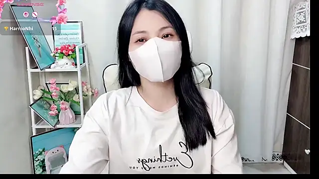 Snapshot of phuongnhi_ chatting on 07-19-26, 01:59 phuongnhi online show from 07-19-26, 01:59