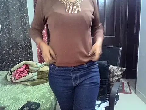 Meri Cutie Pie online show from 11-29-25, 06:22