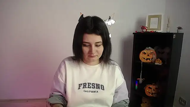 Katrin kiss  online show from 11-09-25, 01:31