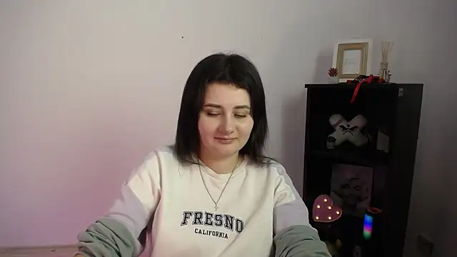 Katrin kiss  online show from 11-21-25, 01:54