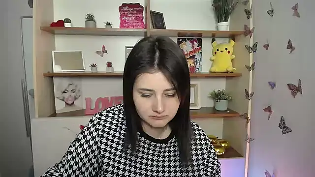 Snapshot of Katrin_kiss_ chatting on 06-04-26, 12:00 Katrin kiss online show from 06-04-26, 12:00