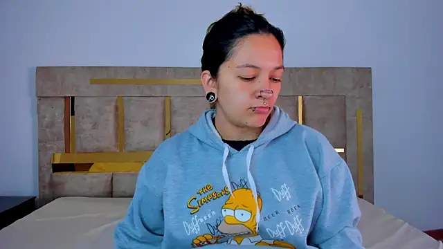 Snapshot of Kitty_ravee chatting on 09-10-25, 12:49 Kitty ravee online show from 09-10-25, 12:49