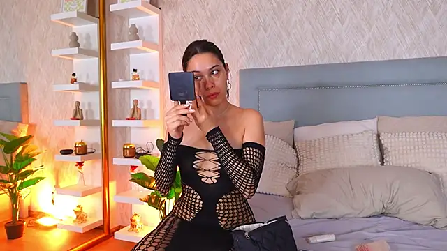 Snapshot of Sofy_Bradd chatting on 06-04-26, 05:24 Sofy Bradd online show from 06-04-26, 05:24