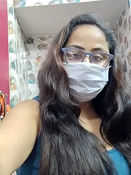 nisha 1110 online show from 12-13-25, 07:53