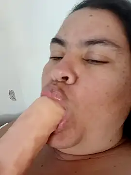 yaneth  online show from 09-10-25, 03:12