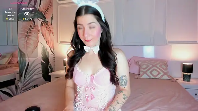 Snapshot of Bambi_cutee chatting on 11-09-25, 11:41 Bambi cutee online show from 11-09-25, 11:41