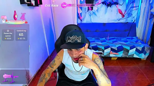 Snapshot of Brolyn_X chatting on 10-31-25, 02:34 Brolyn X online show from 10-31-25, 02:34