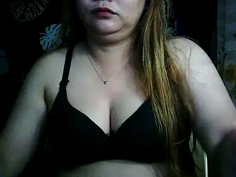 yuana25 online show from 11-04-25, 09:52