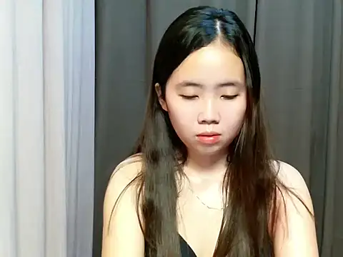 lovelysluttyxx online show from 10-04-25, 03:54