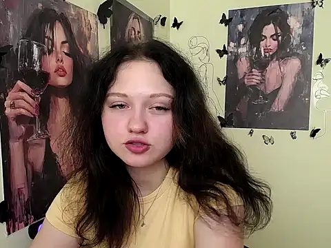 LadyAlice  online show from 09-15-25, 06:02