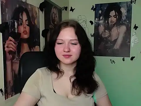 LadyAlice  online show from 04-01-26, 05:41