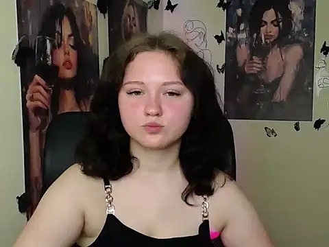 LadyAlice  online show from 05-19-26, 06:09