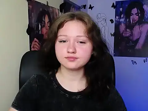 LadyAlice  online show from 06-19-26, 06:29