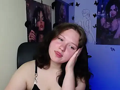 LadyAlice  online show from 06-22-26, 05:48