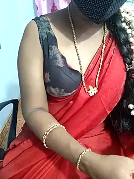 Snapshot of lolida69thamil chatting on 05-17-26, 05:05 lolida69thamil online show from 05-17-26, 05:05