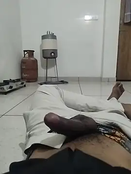 dhruve2010 online show from 10-08-25, 04:59