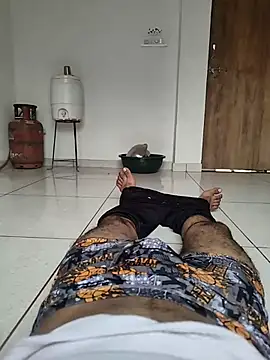 dhruve2010 online show from 10-26-25, 09:26