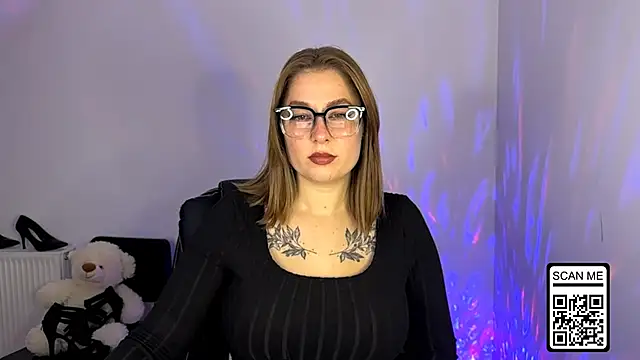 Snapshot of Ruthless_111 chatting on 10-27-25, 07:18 Ruthless 111 online show from 10-27-25, 07:18