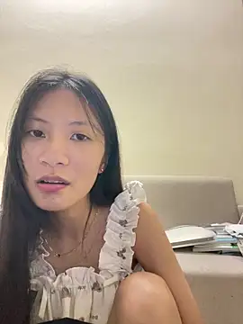 Lil-Gi online show from 10-30-25, 03:35