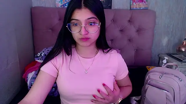 laurenelove online show from 10-08-25, 02:20