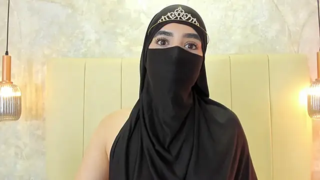 nayiraa  online show from 11-25-25, 11:43