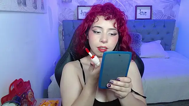 Lily tk online show from 10-22-25, 03:29