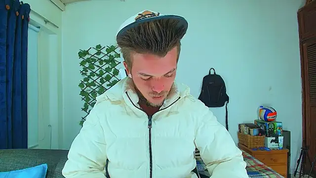 Gold Loyal77 online show from 10-09-25, 04:10