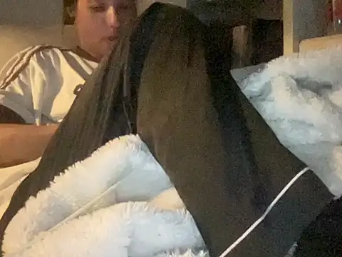 Snapshot of dddasani chatting on 10-02-25, 03:13 dddasani online show from 10-02-25, 03:13