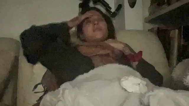 Snapshot of dddasani chatting on 12-13-25, 08:04 dddasani online show from 12-13-25, 08:04