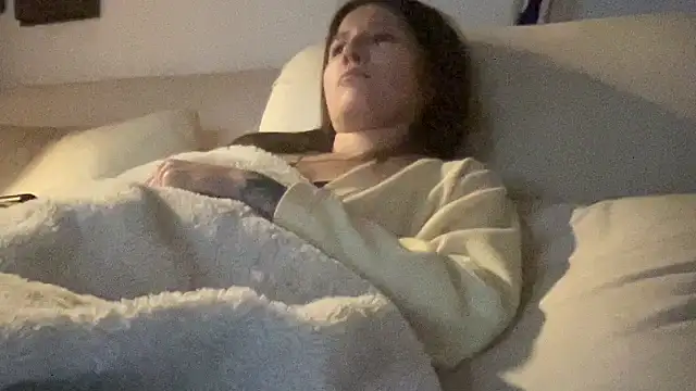 Snapshot of dddasani chatting on 12-14-25, 05:40 dddasani online show from 12-14-25, 05:40