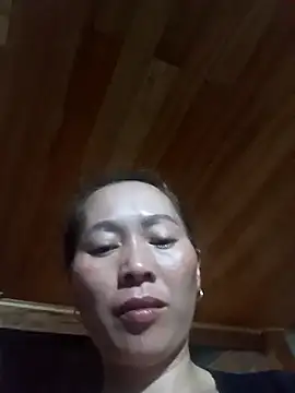 Snapshot of Bianly chatting on 09-15-25, 12:27 Bianly online show from 09-15-25, 12:27