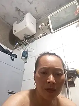 Snapshot of Bianly chatting on 09-16-25, 01:12 Bianly online show from 09-16-25, 01:12