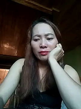 Snapshot of Bianly chatting on 10-18-25, 12:24 Bianly online show from 10-18-25, 12:24