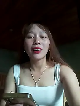 Snapshot of Bianly chatting on 10-31-25, 01:39 Bianly online show from 10-31-25, 01:39