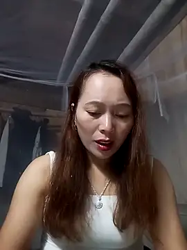 Snapshot of Bianly chatting on 11-01-25, 01:51 Bianly online show from 11-01-25, 01:51