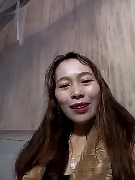 Snapshot of Bianly chatting on 11-12-25, 12:33 Bianly online show from 11-12-25, 12:33