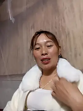 Snapshot of Bianly chatting on 11-12-25, 01:55 Bianly online show from 11-12-25, 01:55