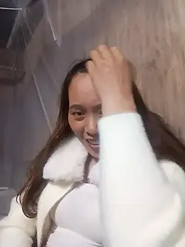 Snapshot of Bianly chatting on 11-13-25, 02:16 Bianly online show from 11-13-25, 02:16