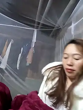 Snapshot of Bianly chatting on 11-21-25, 10:52 Bianly online show from 11-21-25, 10:52